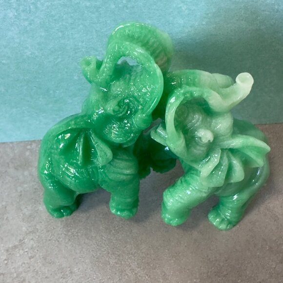 Green Soapstone Elephant Figurine Duo - Dancing Elephants Sculpture - 4 Inches T - Picture 8 of 10